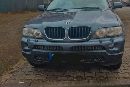 BMW X5 270.000 km 4.300 &euro; Forst 97453