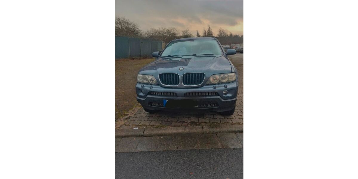 BMW X5 270.000 km 4.300 &euro; Forst 97453