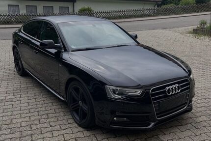 Audi A5 228.000 km 10.900 € Albstadt 72458