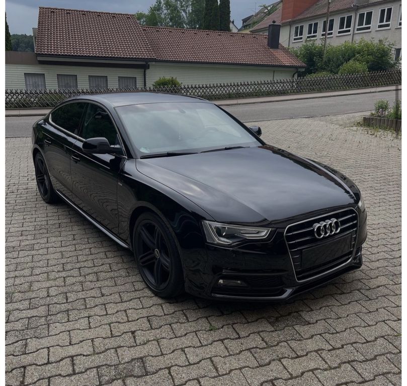 Audi A5 228.000 km 11.500 € Albstadt 72458