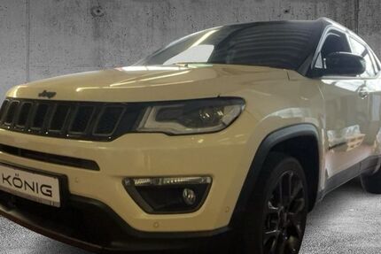 Jeep Compass 27.807 km 21.399 € Gera 07552