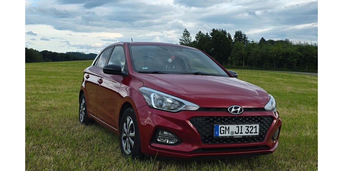 Hyundai i20 69.000 km 9.890 &euro; Lindlar 51789