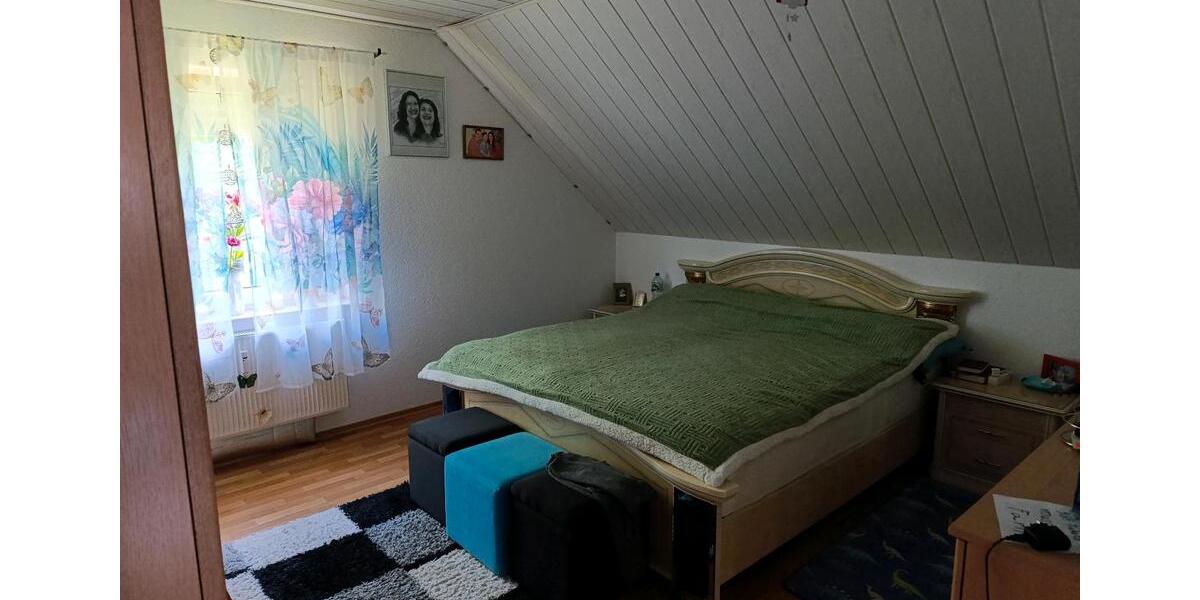 Dachgeschoßwohnung Kastellaun - 4 Zimmer, 105 m&sup2;, 850&euro; | Angebot:26669821