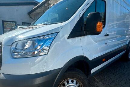 Ford Transit 70.000 km 17.949 &euro; Gummersbach (Zwischen Toom Markt und ATU) 51645