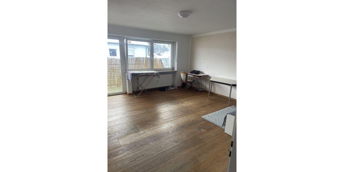 Etagenwohnung Neuötting - 2 Zimmer, 68 m&sup2;, 900&euro; | Angebot:25570366