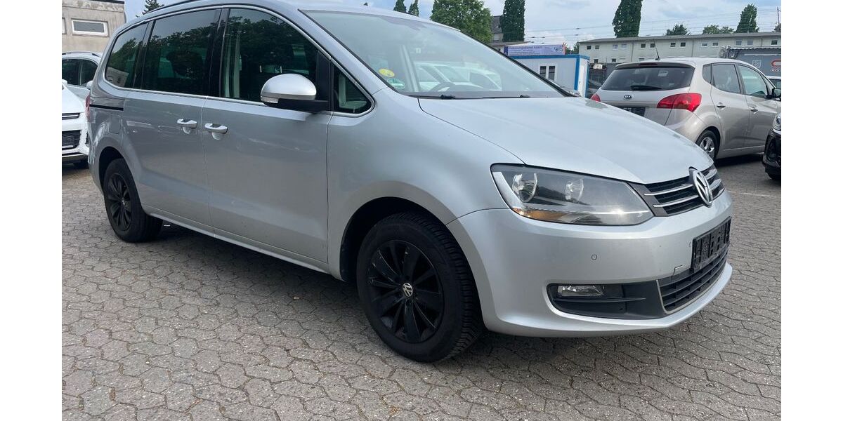 VW Sharan 200.890 km 8.599 &euro; Frankfurt am Main 65933
