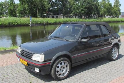 Peugeot 205 86.702 km 18.750 &euro; Veendam 9641 