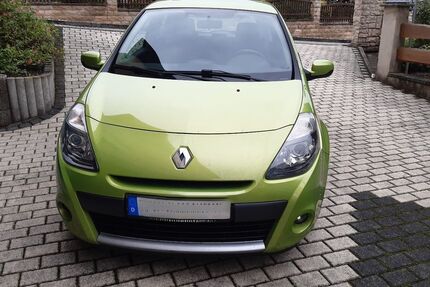Renault Clio 126.115 km 3.999 € Wetterzeube 06722