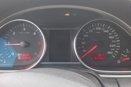 Audi Q7 411.000 km 2.500 &euro; Limeshain 63694