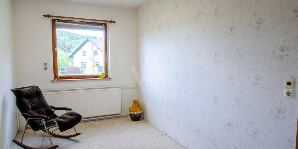 Einfamilienhaus Steinbach-Hallenberg Hallenberg - 7 Zimmer, 164 m&sup2;, 199.000&euro; | Angebot:26763281