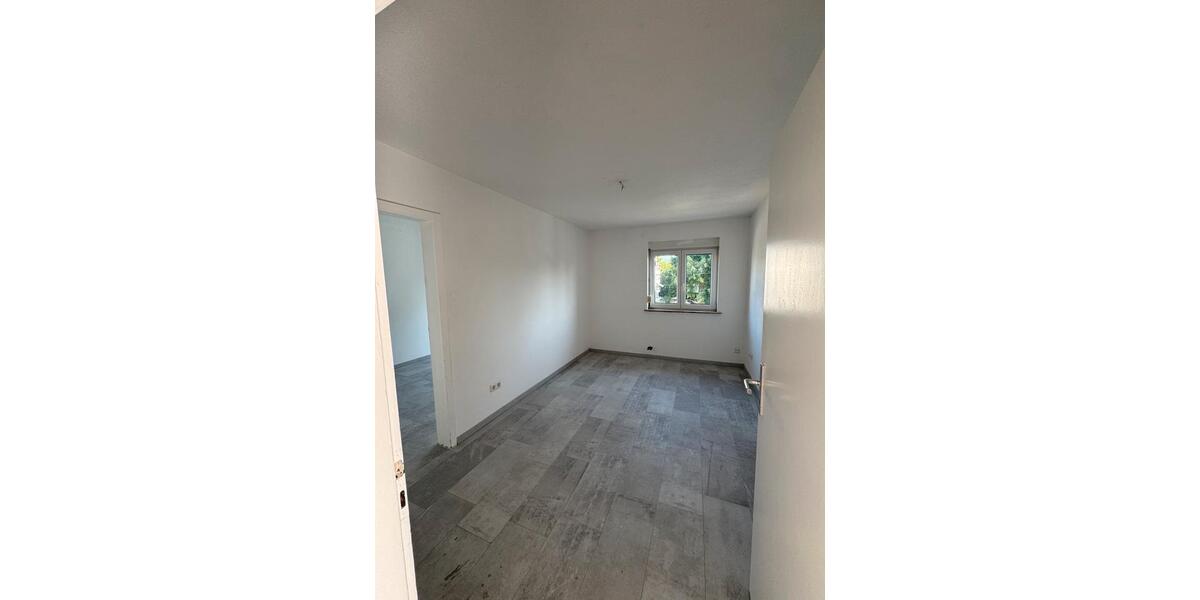 Etagenwohnung Vöhringen - 3 Zimmer, 64 m&sup2;, 1.300&euro; | Angebot:26313998
