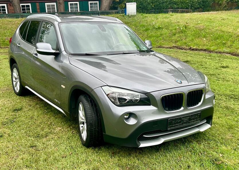 BMW X1 105.000 km 10.999 € Hamburg 22113