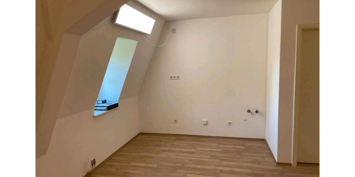 Etagenwohnung Niesky - 3 Zimmer, 104 m&sup2;, 676&euro; | Angebot:26636812