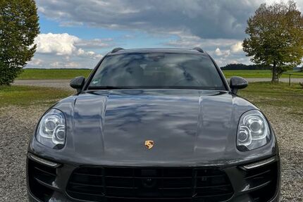Porsche Macan 147.000 km 34.999 € Pfaffenhofen 89284