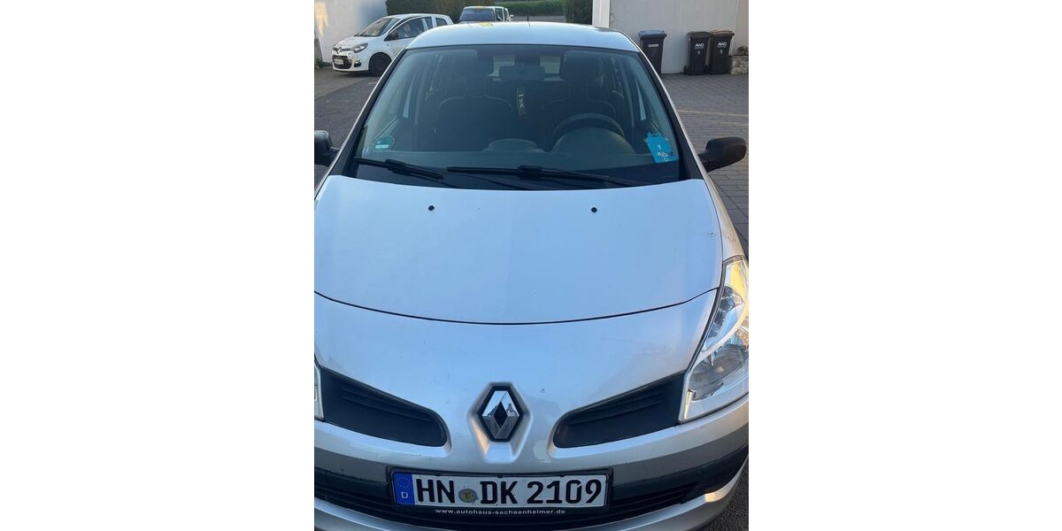 Renault Clio 227.000 km 999 &euro; Lauffen 74348