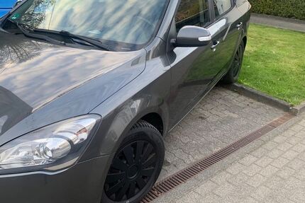 Kia Andere 270.200 km 1.699 &euro; Kirchhundem 57399