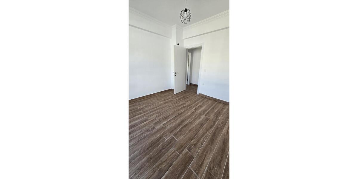 Hochparterre Günzburg - 4 Zimmer, 100 m&sup2;, 130.000&euro; | Angebot:27005923