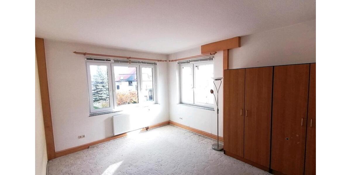 Mehrfamilienhaus, Wohnhaus Ellefeld - 19 Zimmer, 300 m&sup2;, 117.500&euro; | Angebot:26802707