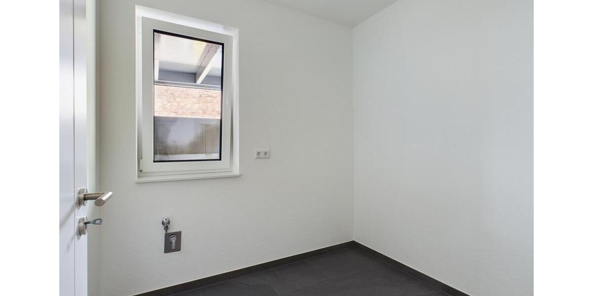 Reihenhaus Oldenburg Kreyenbrück - 4 Zimmer, 135 m&sup2;, 1.550&euro; | Angebot:26291541