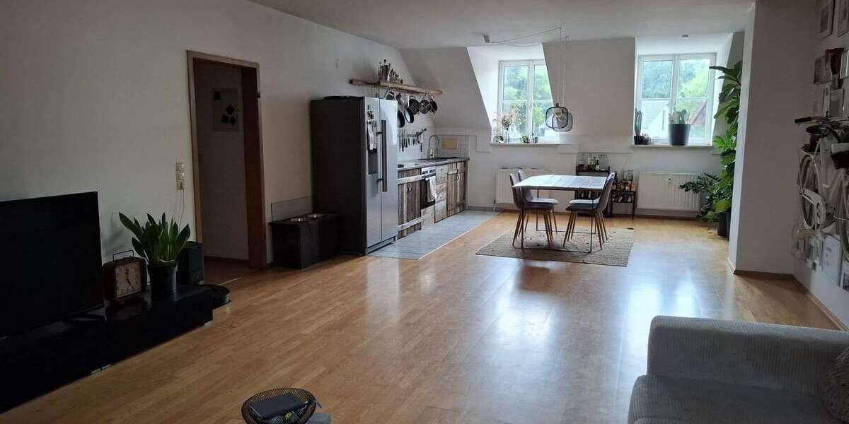 Wohnung zum Kaufen in Deggendorf 295.000 € 120 m² 4 zimmer