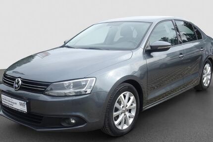 VW Jetta 164.430 km 6.999 &euro; Löhne 32584