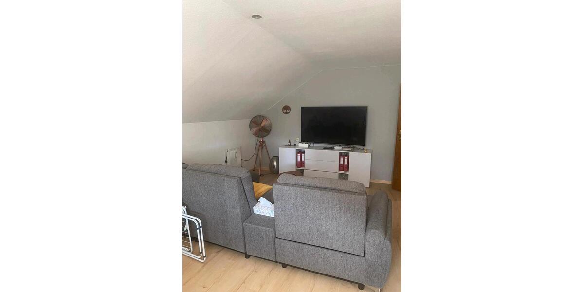 Dachgeschoßwohnung Pocking - 2 Zimmer, 42 m&sup2;, 450&euro; | Angebot:26303064