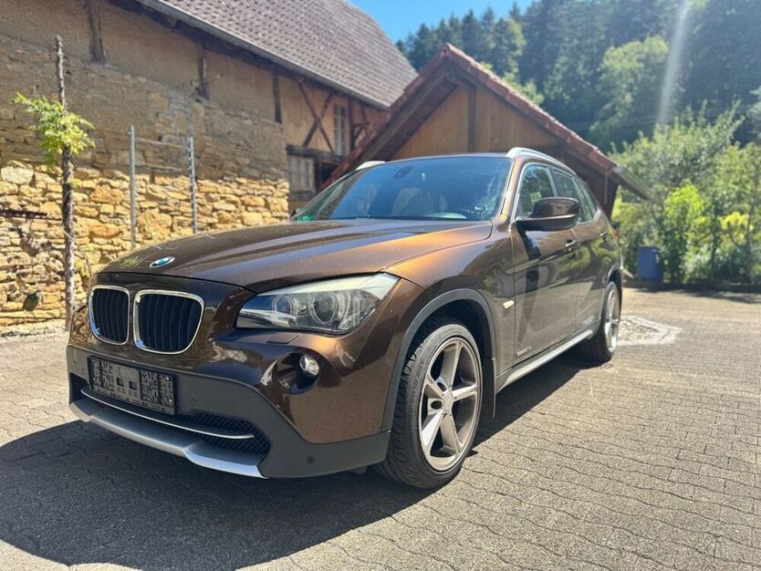 X1