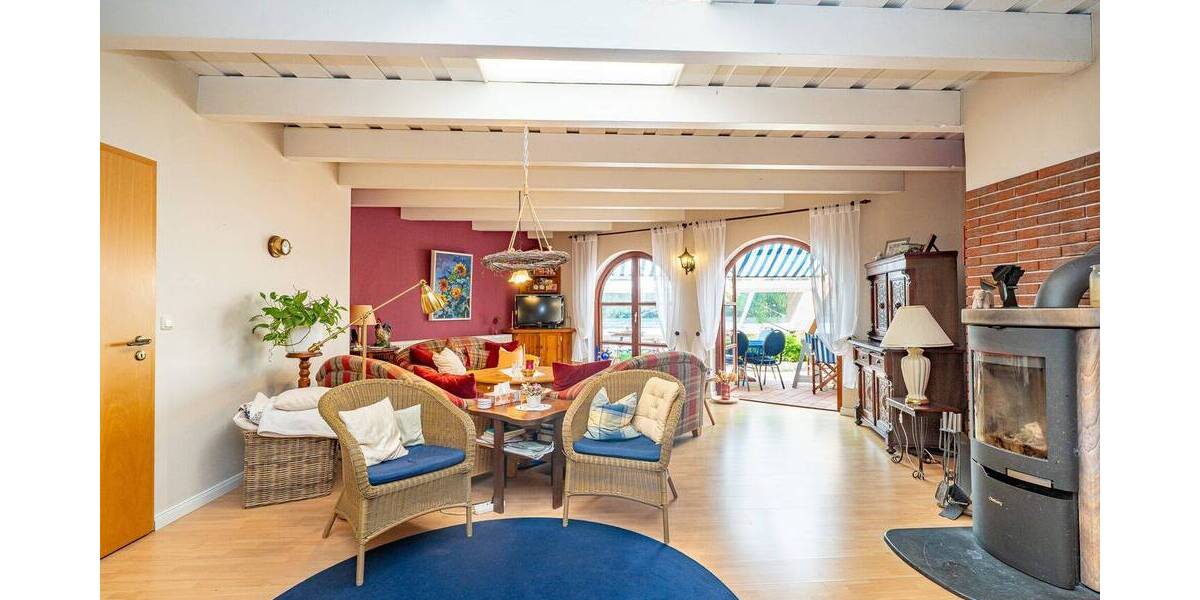 Mehrfamilienhaus, Wohnhaus Bad Bederkesa Bad Bederkesa - 7 Zimmer, 198 m&sup2;, 428.000&euro; | Angebot:26319487