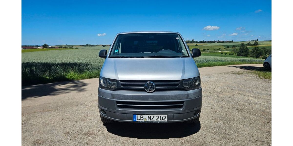 VW T5 Transporter 296.000 km 9.990 &euro; Affalterbach 71563