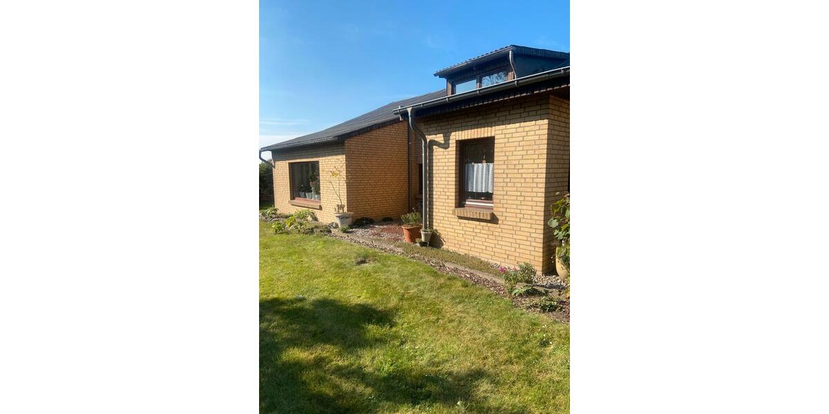 Einfamilienhaus Eddelak - 8 Zimmer, 180 m&sup2;, 315.000&euro; | Angebot:27081738