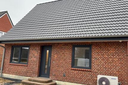 Erstbezug - Kernsaniertes EFH - KFW 70 - ruhige Sackgassenlage 3 zimmer