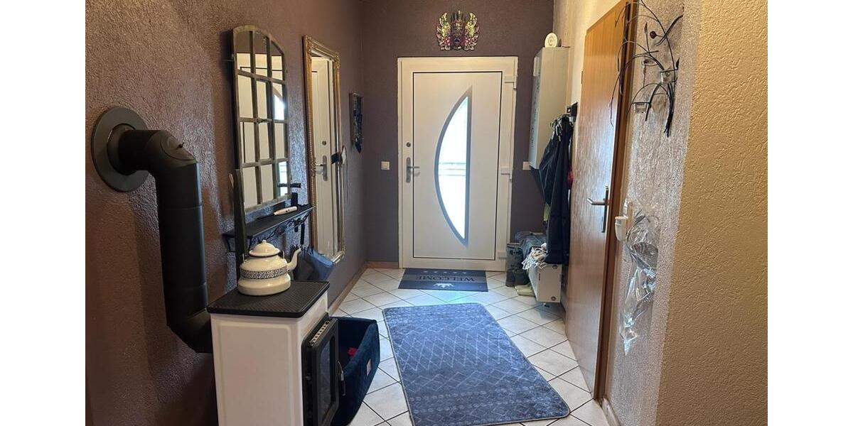 Einfamilienhaus Borstel - 5 Zimmer, 120 m&sup2;, 850&euro; | Angebot:25367604