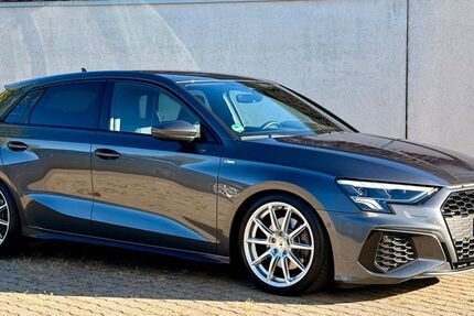 Audi A3 62.000 km 27.499 &euro; Schramberg-Sulgen 78713