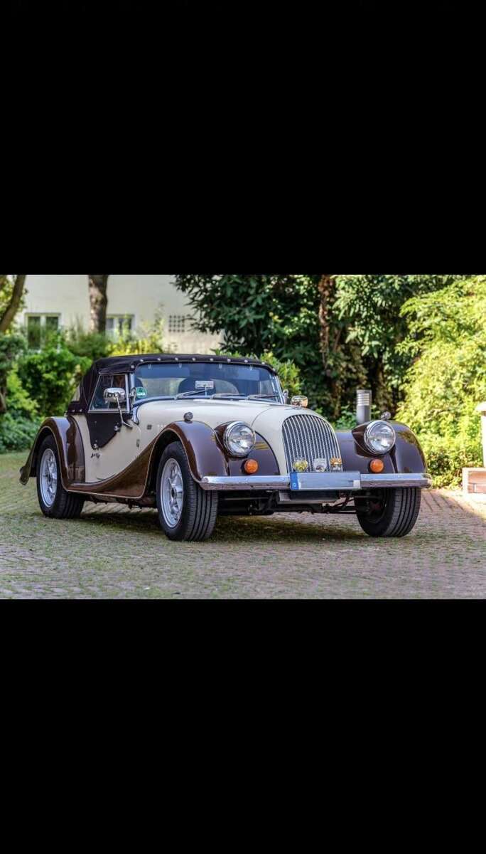 Morgan Plus 8 27.000 km 60.000 € Unterföhring 85774