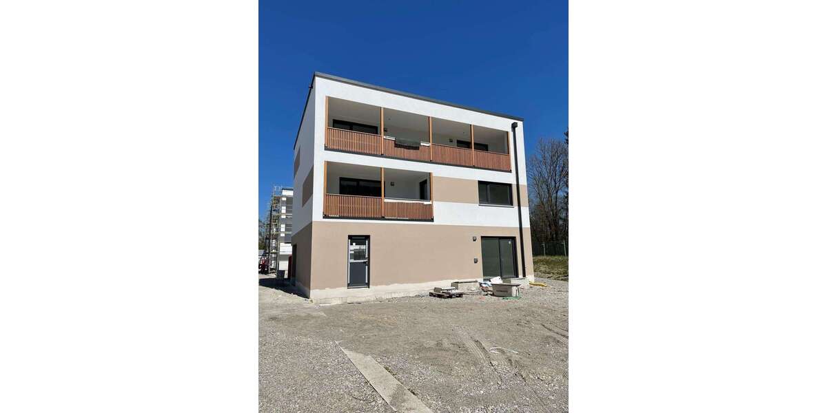 Einfamilienhaus Pforzen - 8 Zimmer, 239 m&sup2;, 2.200&euro; | Angebot:25929718