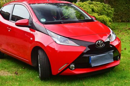 Toyota Aygo (X) 62.000 km 7.700 € Edewecht 26188