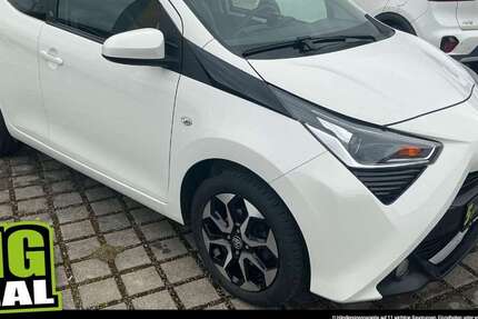 Toyota Aygo 81.305 km 8.690 &euro; Mindelheim 87719