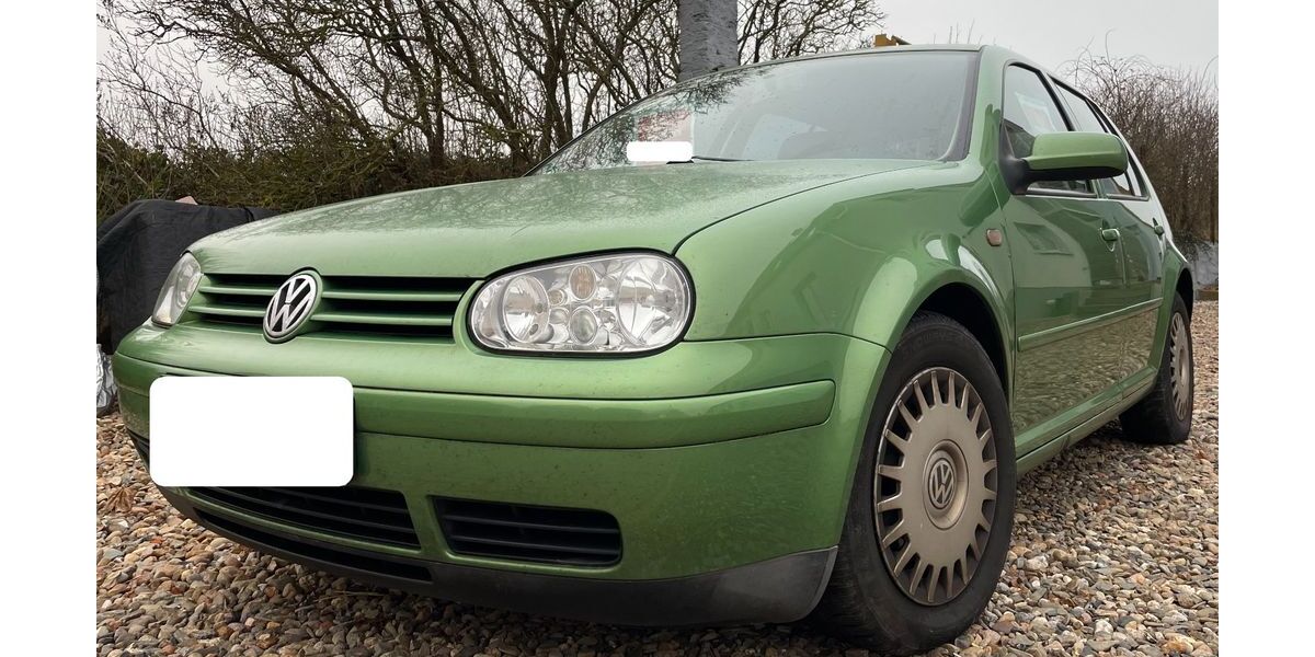 VW Golf 152.000 km 850 &euro; Klötze 38486