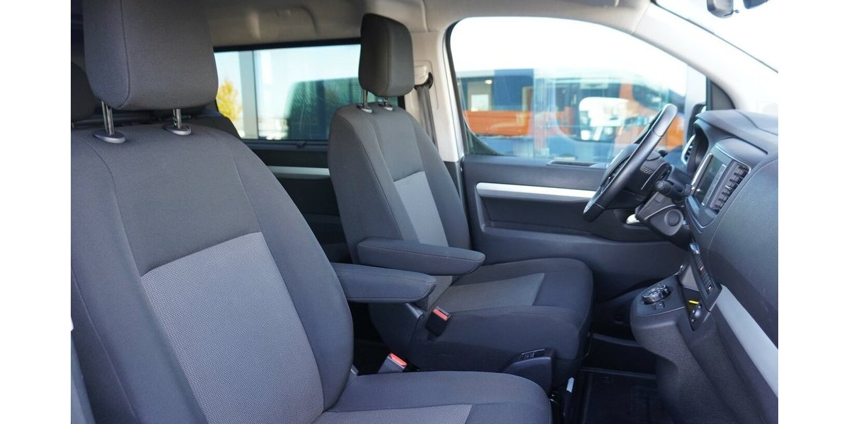 Fiat Scudo MultiCab L3 145 AT/ Vollausstattung + AHK 47.642 km 29.393 &euro; Münchenbernsdorf 07589