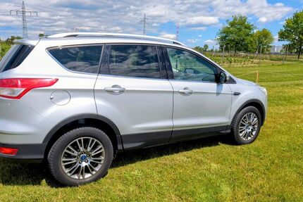Ford Kuga 124.549 km 10.800 &euro; München 81249