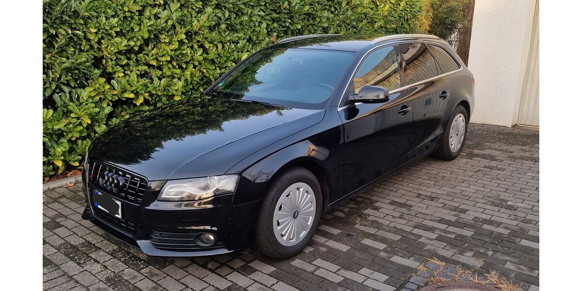 Audi A4 195.500 km 5.700 &euro; Peine 31228