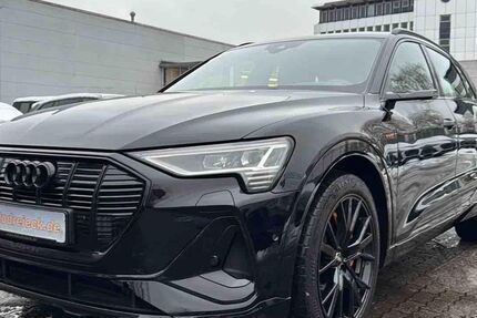 Audi e-tron 73.611 km 31.950 &euro; Hamburg 22047