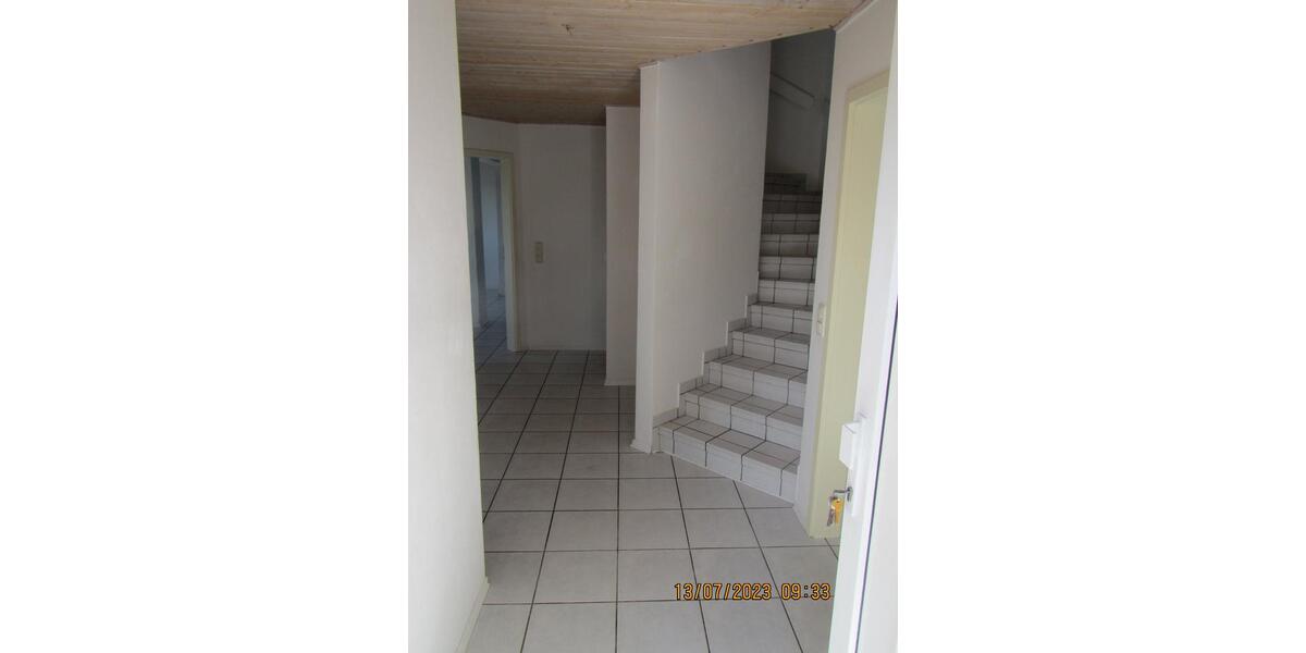 Doppelhaushälfte Freudenberg - 8 Zimmer, 151 m&sup2;, 395.000&euro; | Angebot:27263557