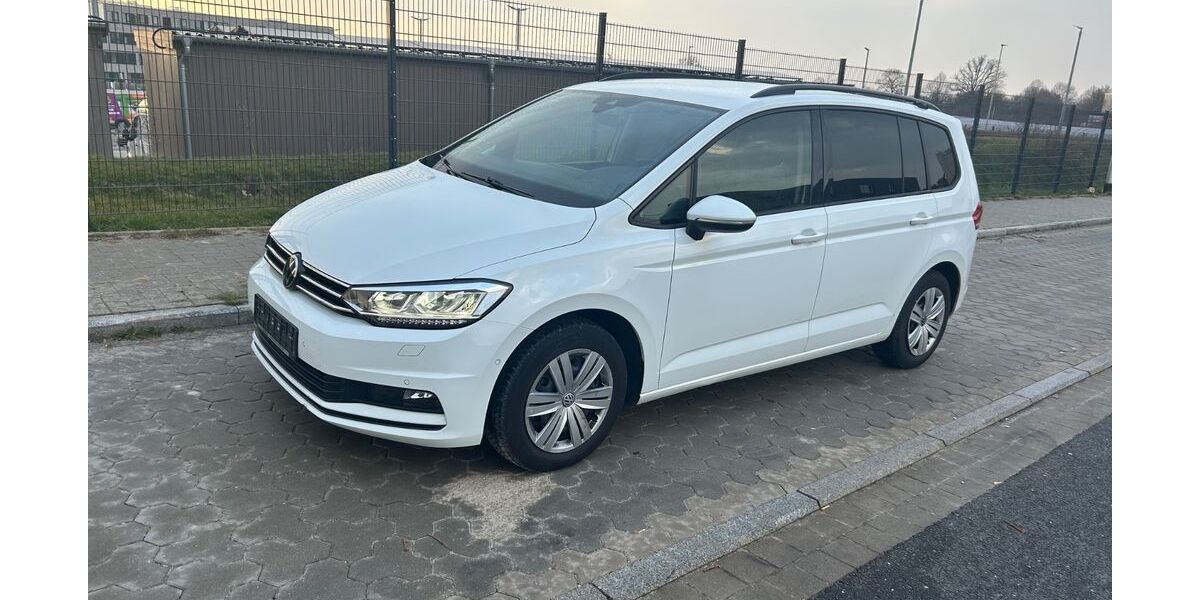 VW Touran 252.000 km 13.999 &euro; Ratzeburg bei Hamburg 23909
