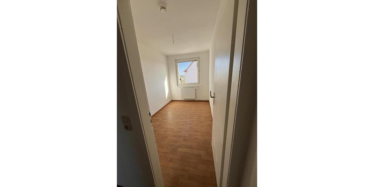 Etagenwohnung Neu Kaliß - 4 Zimmer, 73 m&sup2;, 500&euro; | Angebot:25352167