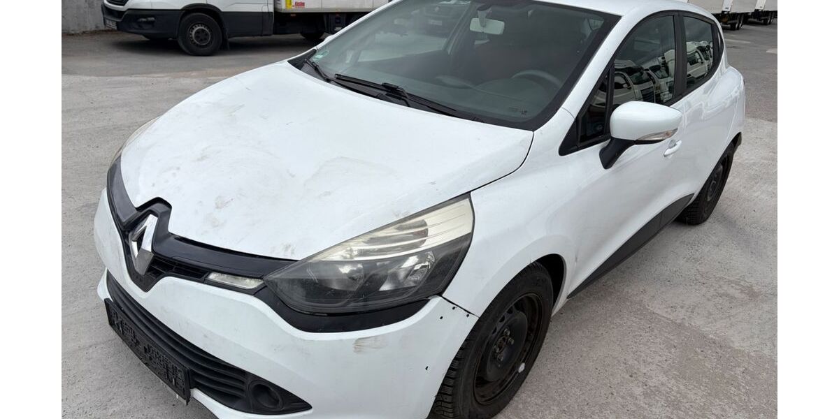 Renault Clio 99.000 km 3.990 &euro; Dietzenbach 63128