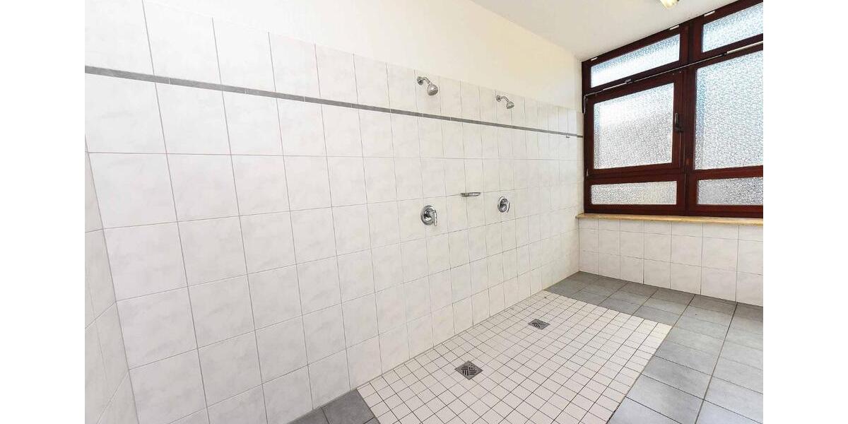 Gewerbeobjekt Munster - 1.950&euro; | Angebot:25646266