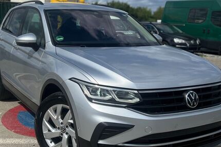 VW Tiguan 180.123 km 17.500 &euro; Mittenwalde 15749
