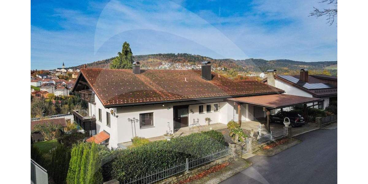 Mehrfamilienhaus, Wohnhaus Hauzenberg - 9 Zimmer, 350 m&sup2;, 697.000&euro; | Angebot:25730943