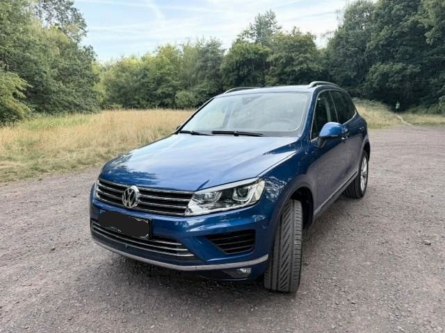 VW Touareg 141.125 km 22.000 &euro; Völklingen 66333
